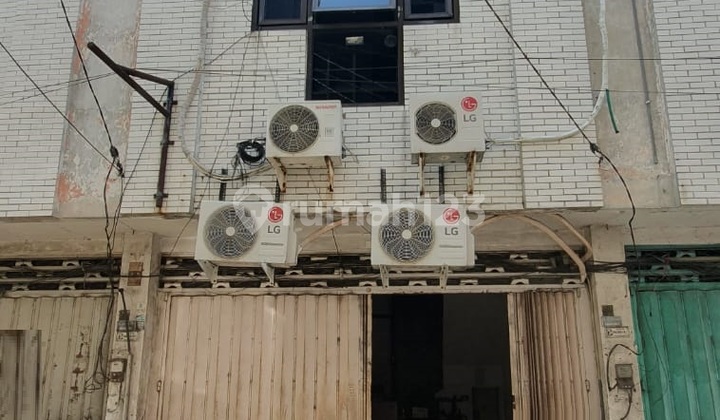 For Sale, City Center Shophouse on Kedungdoro Street, Surabaya 1