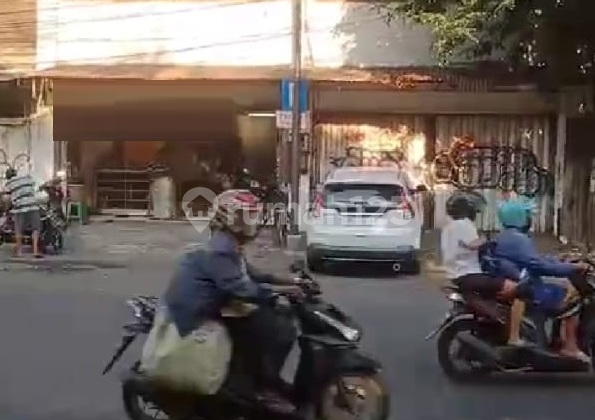 Dijual Ruko 3 lantai Area Komersial di Jl Gembong Surabaya 1