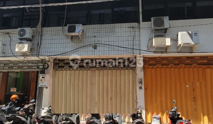 Disewakan Ruko 3,5 lantai di Ruko RMI Ngagel Surabaya 1