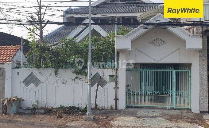 Disewakan Rumah 2 Lantai di Kalibokor Selatan Surabaya 1