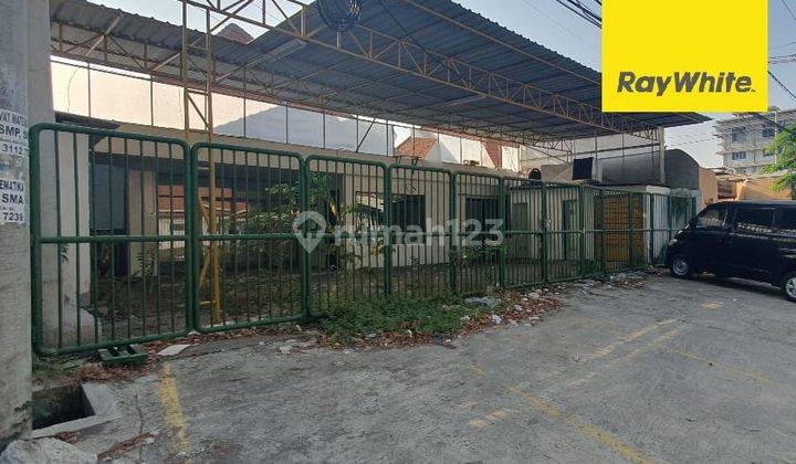 Dijual Rumah SHM di Jl Flores Ngagel Surabaya 1