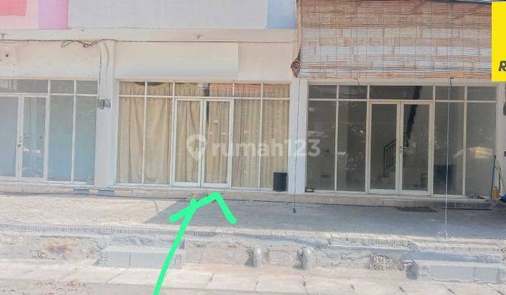 Disewakan Ruko 3 lantai di Nol Raya Dukuh Kupang Barat Surabaya 1