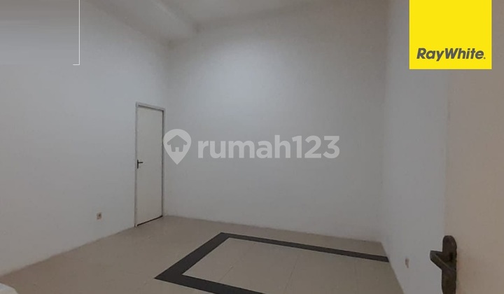 Disewakan Ruko Strategis di Jalan Gunungsari Surabaya 1