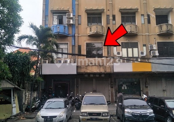 For Rent Shop House on Bintoro Street, Near Darmo, Diponegoro Surabaya 1