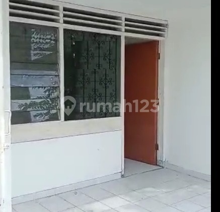 Disewakan Rumah di Darmo Permai Timur Surabaya 1