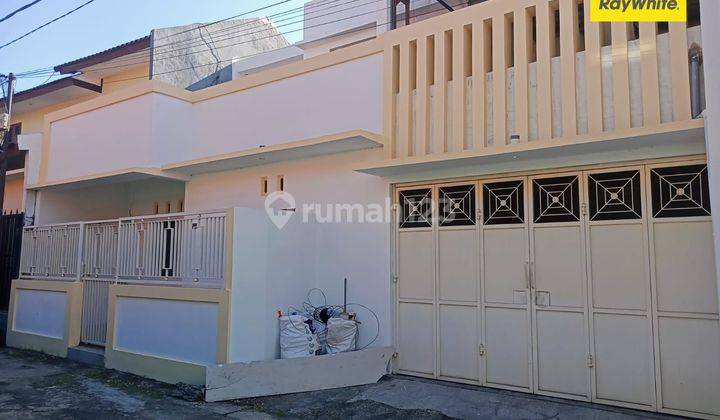 Dijual Rumah 2 Lantai Pusat Kota di Petemon Timur Surabaya 1