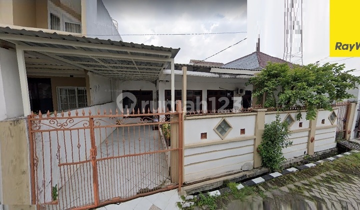 Dijual Rumah SHM di Simpang Darmo Permai Selatan Surabaya 1