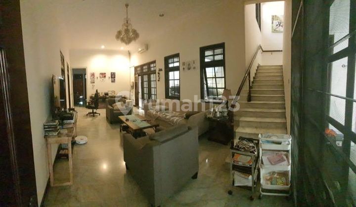 Dijual Rumah di Nol Jalan Raya Darmo Surabaya Pusat