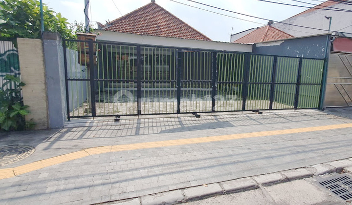 Disewakan Rumah Nol Jalan Kartini Surabaya