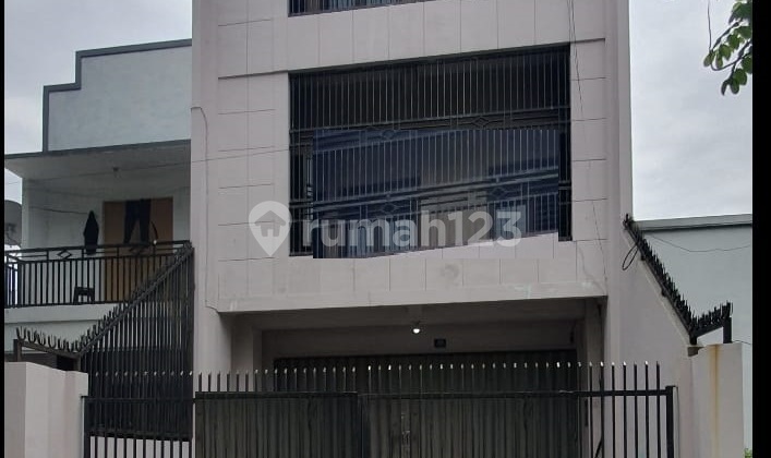 For Sale 3-Story Shop House on A Yani Street Surabaya 1