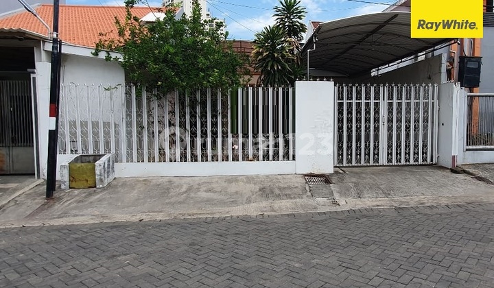 Dijual Rumah 2 Lantai di Kupang Indah Surabaya 1