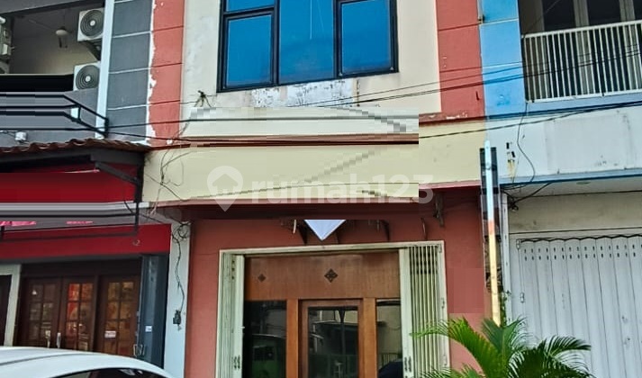 For Sale 3-story shop house on Raya Darmo Permai South Surabaya For Sale 3-story shop house on Raya Darmo Permai South Surabaya