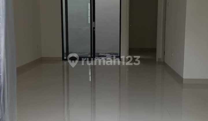 Dijual Rumah 2 lantai di Rungkut Menanggal Selatan Surabaya 2