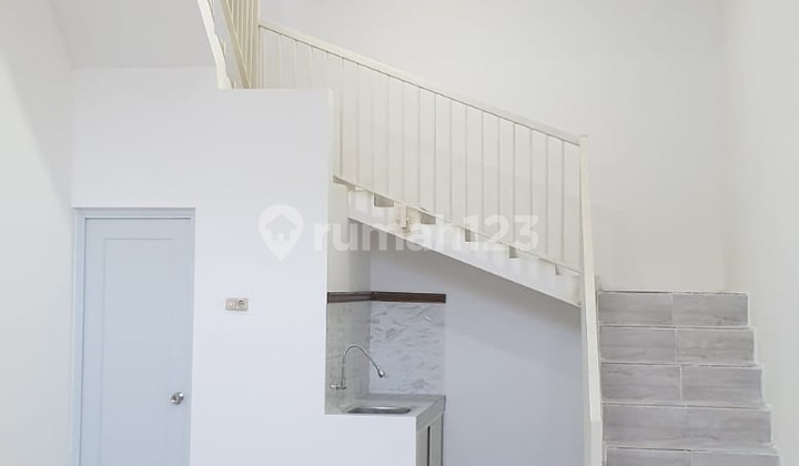 For Rent 2-Story Shop House in Simo Kwagean, Central Surabaya 1