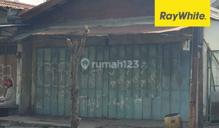 Dijual Rumah 2 Lantai di Jalan Kutai Darmo Surabaya Pusat 1