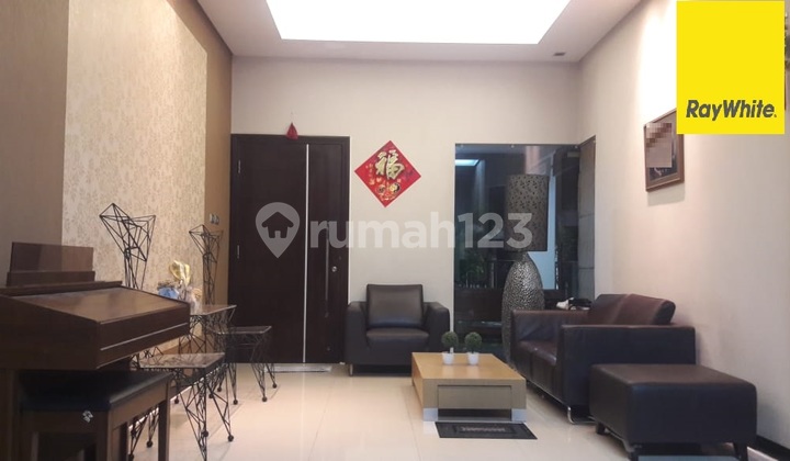 Dijual Rumah SHM di Darmo Permai Timur Surabaya 2