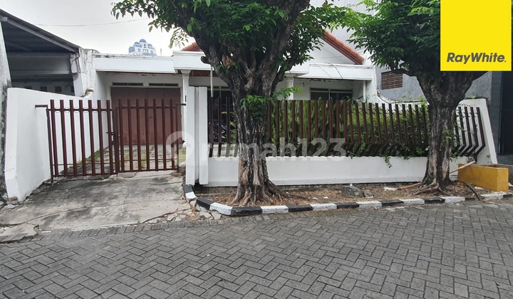 Dijual Rumah SHM di Darmo Permai Selatan Surabaya 1
