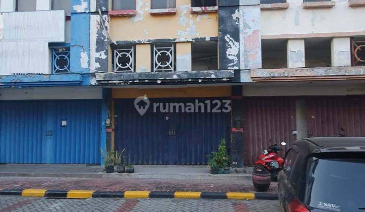 Disewakan Ruko 3 Lantai di Regency Mangga Dua Surabaya 1