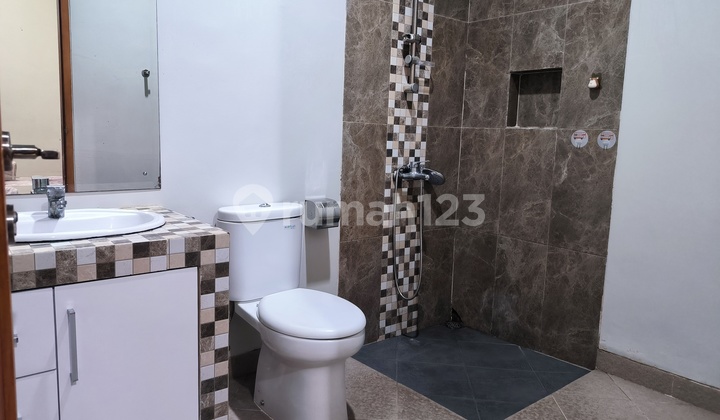 Rumah Sewa Di Jagakarsa.dalam Cluster 2