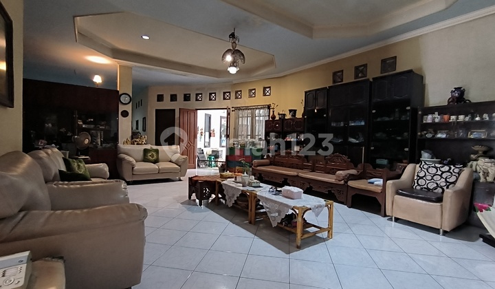 Spacious And Ready-To-Live-In House In Gandul Spacious And Ready-To-Live-In House In Gandul