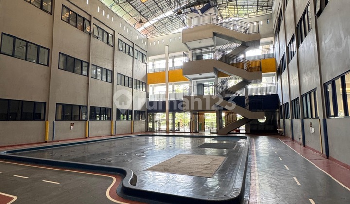 Premium Commercial Building on Jln T. B Simatupang, South Jakarta. Price Below NJOP.