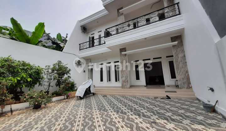 Rumah Istimewa Dekat lebak Bulus, Turun Harga