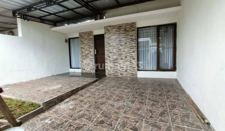 Rumah Sewa, Baru Direnovasi Dalam Komplek Turun Harga  2