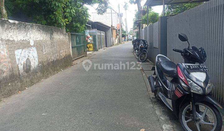 Rumah Asri, Lt. 245 M Dekat Pintu Tol Limo 1