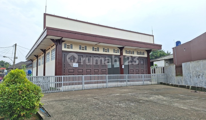 New Building, 6th Floor 606m² / 175m² as Business Space, Roadside Position, Cibinong