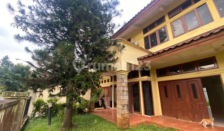 House at the Edge of South Jakarta, Land Area 500m, Villa Cinere Mas House at the Edge of South Jakarta, Land Area 500m, Villa Cinere Mas
