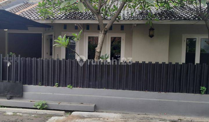 Rumah Sewa Semi Furnish Di Komplek Mega Cinere 1