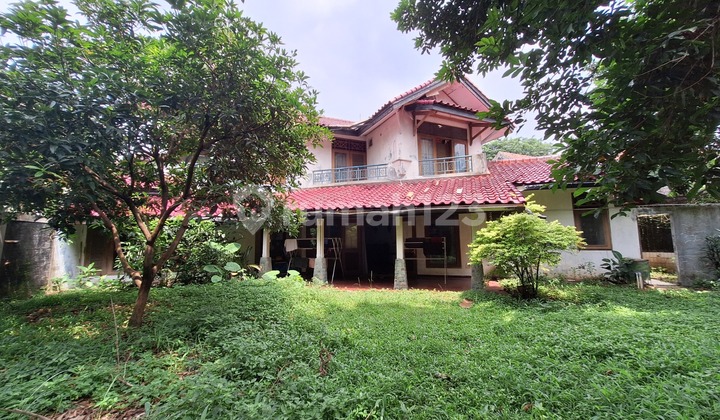 Rumah Usaha Posisi Di Pinggir Jalan Utama, 2 Menit Ke Jak Sel