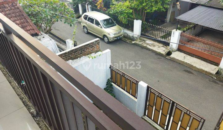 Rumah Dekat Griya Arcamanik 2 Lantai SHM Baru Unfurnished 1