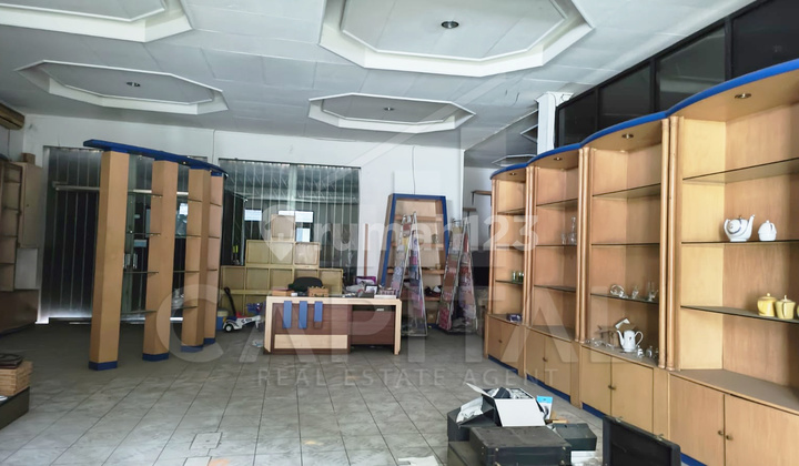 Di Sewa 2 Lantai Lokasi Mainroad Jln Peta, Bandung 3