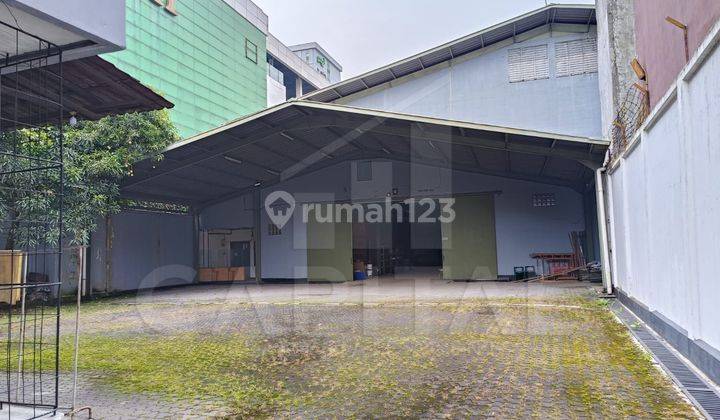 Di Sewa 2 Lantai Lokasi Mainroad Jln Peta, Bandung 1