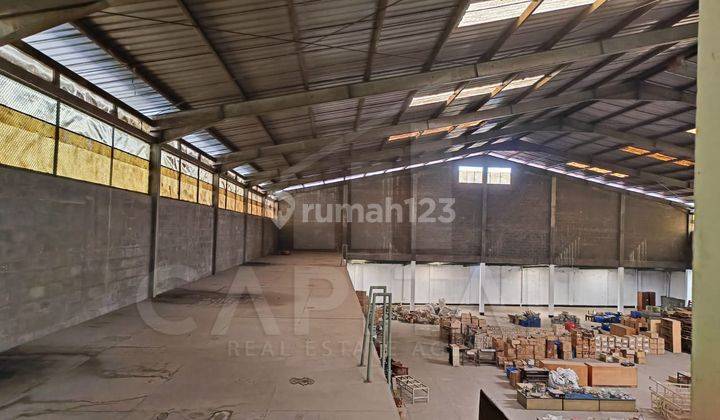 Di Sewa 2 Lantai Lokasi Mainroad Jln Peta, Bandung 4