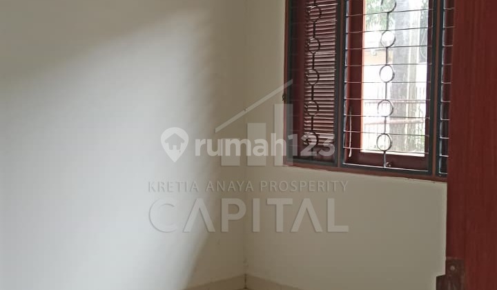 Ready-to-Occupy House in Sumber Sari Indah Complex, Bandung 2