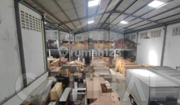 Warehouse Plus Office Good and Strategic in Antapani