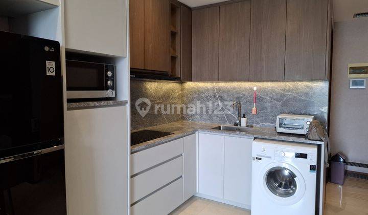 Dijual Cepat Apartemen 2 Kamar Tidur Furnished Hegarmanahlux  2