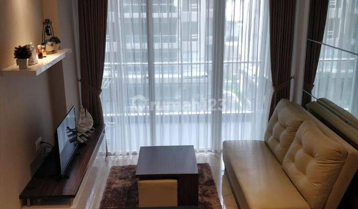 Disewakan Apartemen  1 Kamar Tidur Furnished Landmark Residence 1