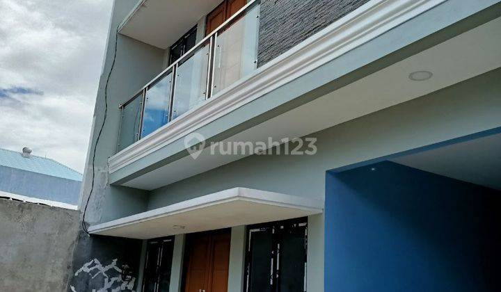 Rumah 2 Lantai siap Huni, 850 Jt'an di Klapa 2 Cimanggis Depok  1