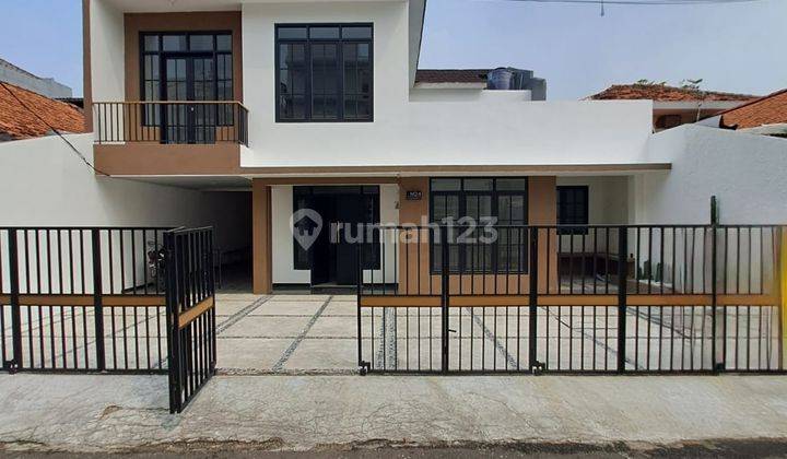 Rumah 2 Lantai Baru di Senopati, Jakarta Selatan 1