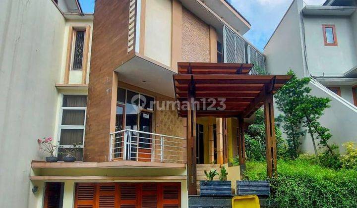 Secondary home dengan private pool 1