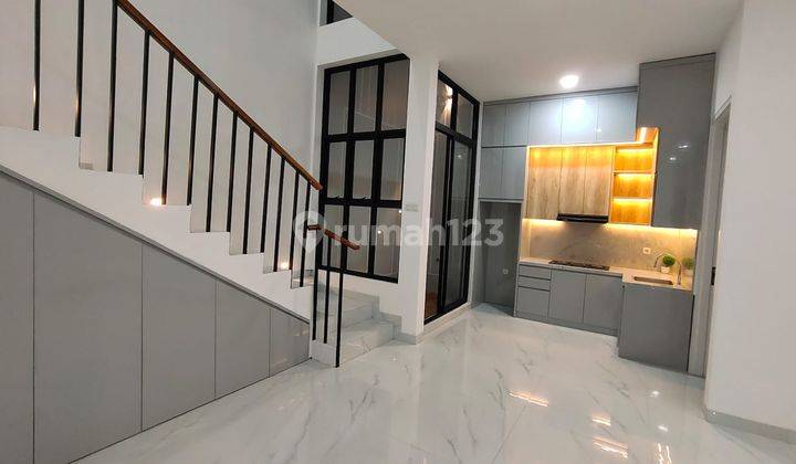 Jarang Ada For Sale Brand New House di Nusaloka Depan Taman 2