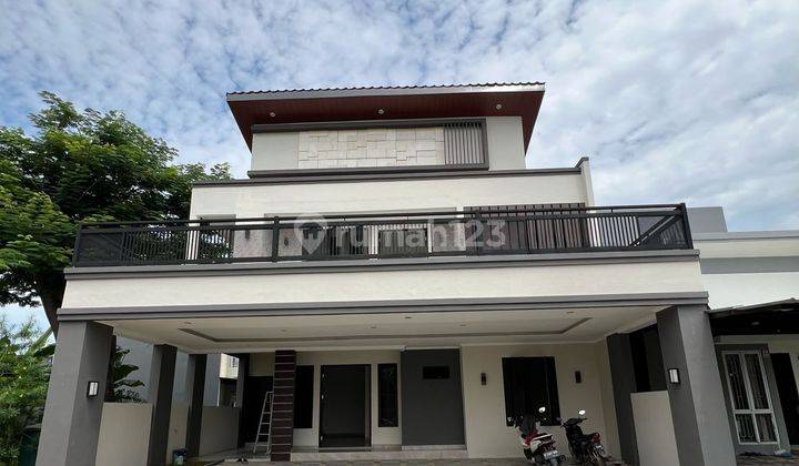 Dijual Rumah Modern Hook Taman Renovasi Total di The Icon Bsd 2