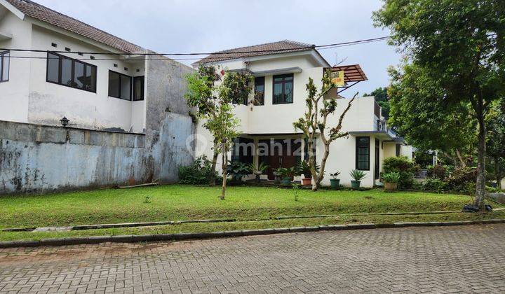 Dijual Rumah Vila, Hoek,  Strategis, Suasana Sejuk View Gunung Di Bogor 2