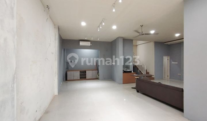 For Sale 2-Story Shophouse in Anggrekloka BSD City Very Busy Location 2