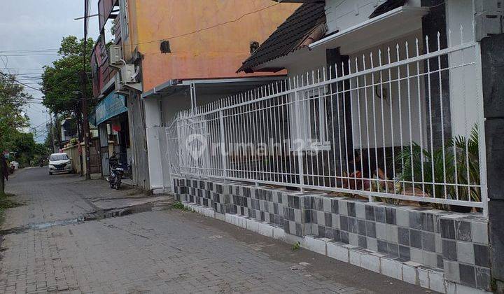 Rumah Strategis Semi Furnish di Seturan  2