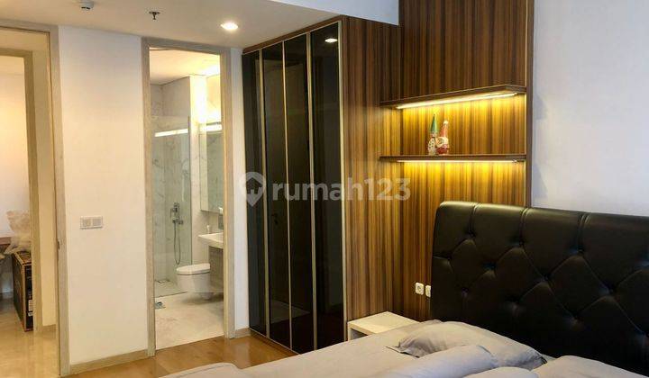 Apartemen Jakarta Selatan Luas 147 m2 Private Lift Semi Furnish 2