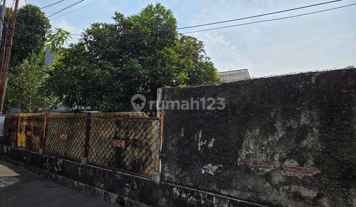 Rumah Lama Hitung Tanah Di Jalan Bangka 11 1